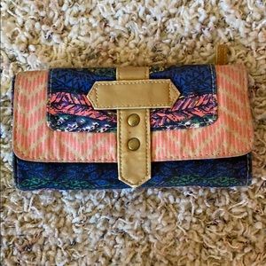 Wallet with tribal design